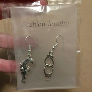 Alloy metal gun and cuffs fashion earrings